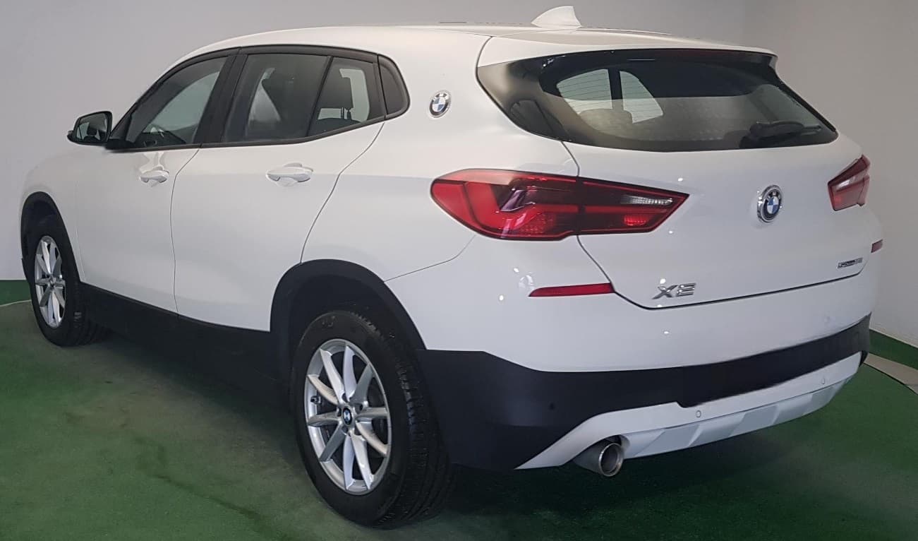 BMW X2 sDrive18i Advantage - zdjęcie 3