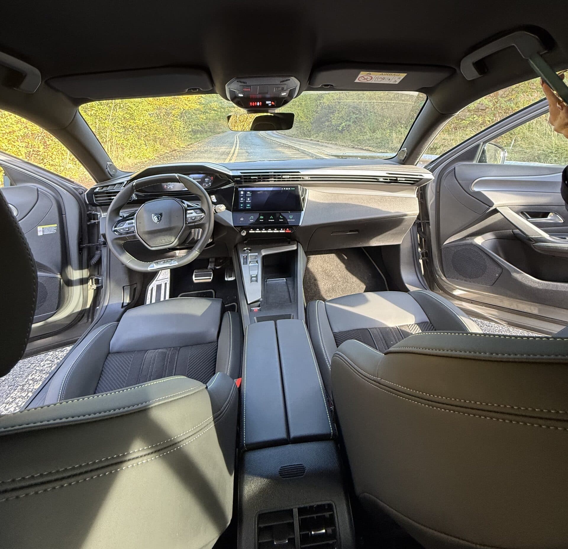 Peugeot 408 GT CESJA najmu - zdjęcie 5